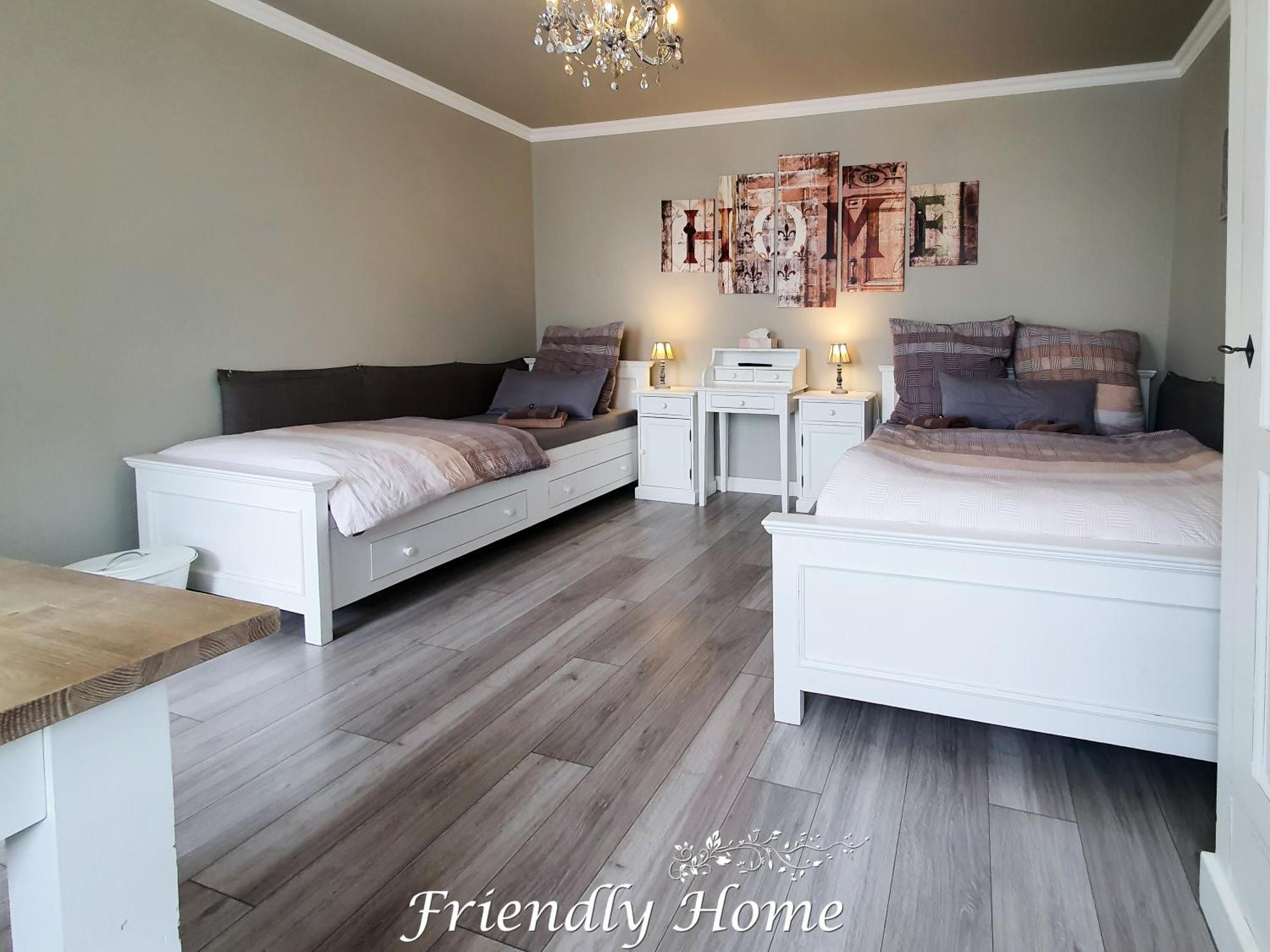 Friendly Home - Stadthaus Bornheim  Eksteriør billede